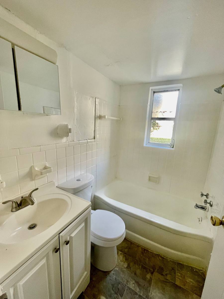 Apartment for rent at 2860 Harrison Ave, Cincinnati, OH 45211