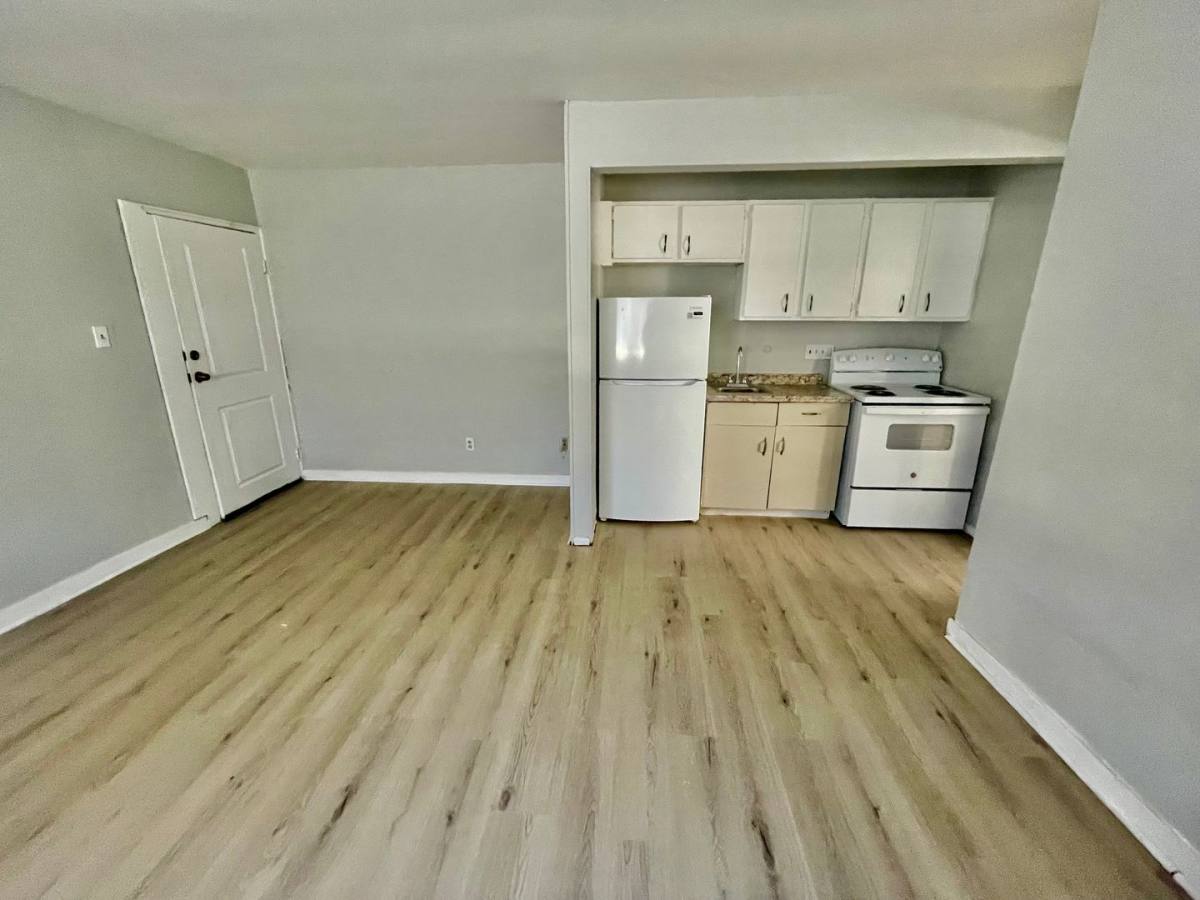 Apartment for rent at 2860 Harrison Ave, Cincinnati, OH 45211