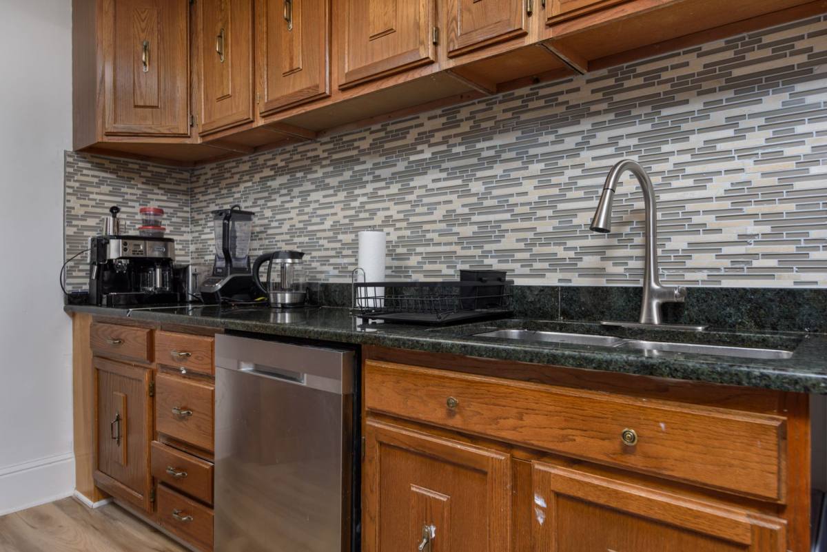 Apartment for rent at 132 State St, Harrisburg, PA 17101