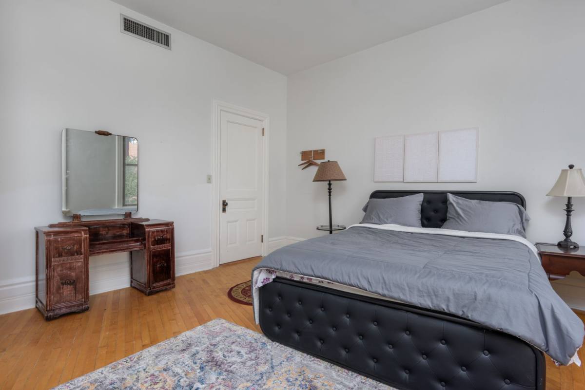 Apartment for rent at 132 State St, Harrisburg, PA 17101