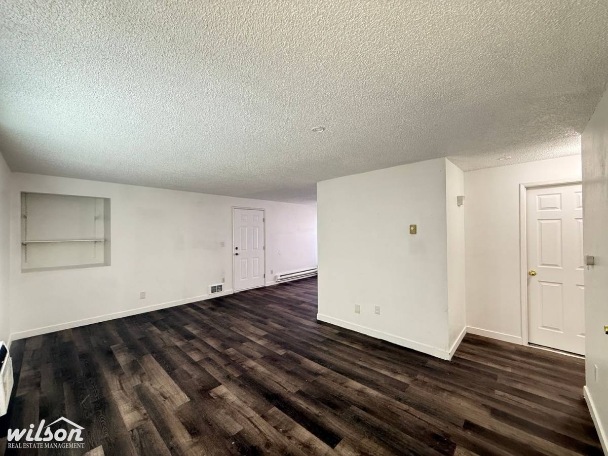 Apartment for rent at 1118-1120 Cherry Ave, Yakima, WA 98902