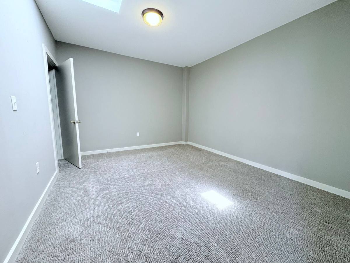Apartment for rent at 7 W Philadelphia St #3F, York, PA 17401