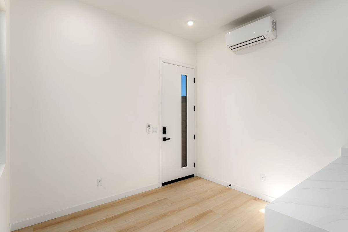 Apartment for rent at 4603 - 4611 Almayo Ave, San Diego, CA 92117