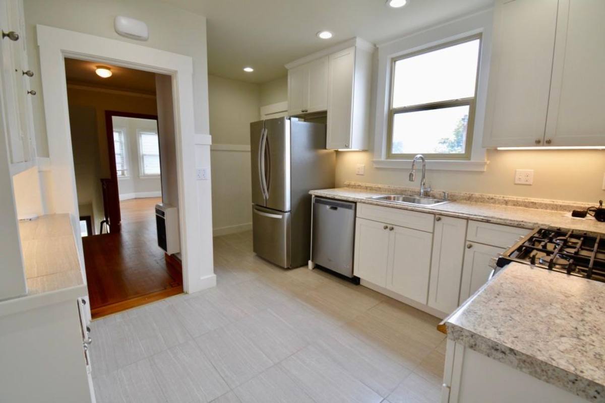 Apartment for rent at 2401 32nd Ave, San Francisco, CA 94116