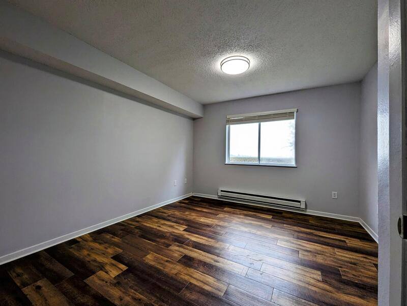 Apartment for rent at 408 E 15th St, Pella, IA 50219