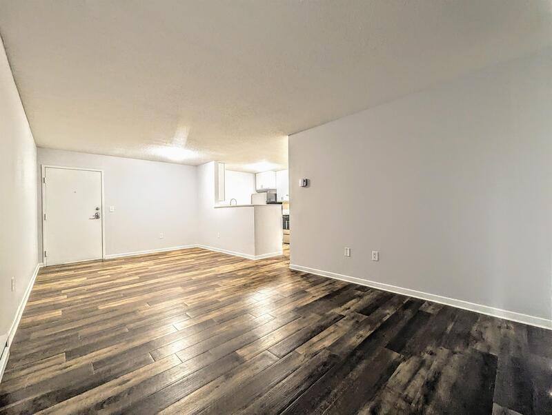 Apartment for rent at 408 E 15th St, Pella, IA 50219