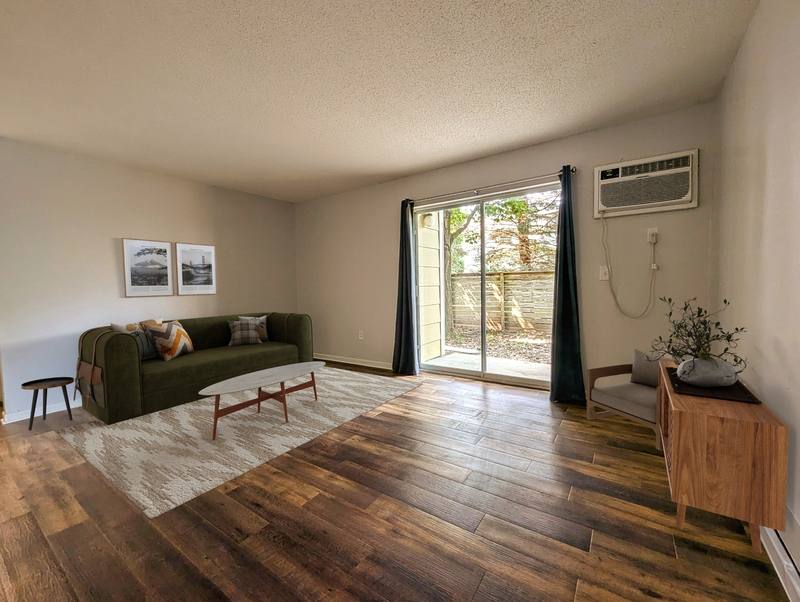 Apartment for rent at 408 E 15th St, Pella, IA 50219