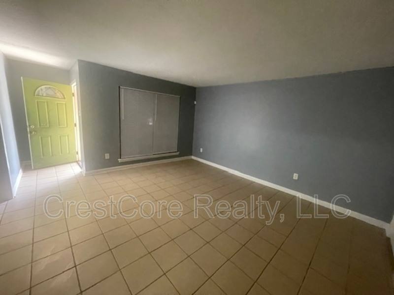 Apartment for rent at 5492 Apple Blossom Dr, Memphis, TN 38115