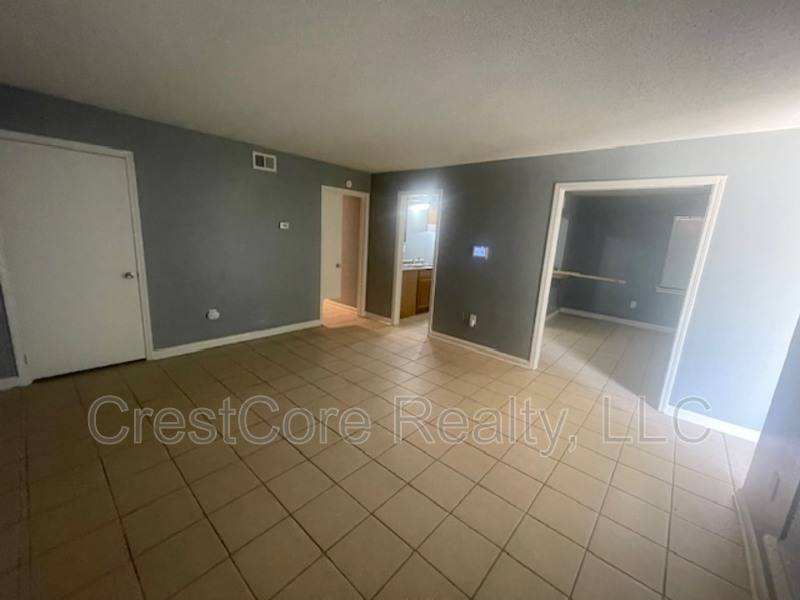 Apartment for rent at 5492 Apple Blossom Dr, Memphis, TN 38115
