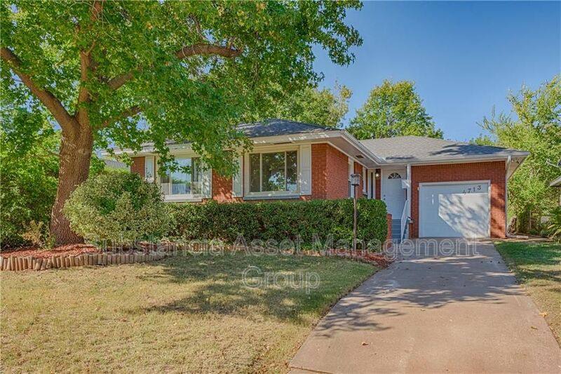 House for rent at 4713 N Harvey Parkway, Oklahoma City, OK 73118