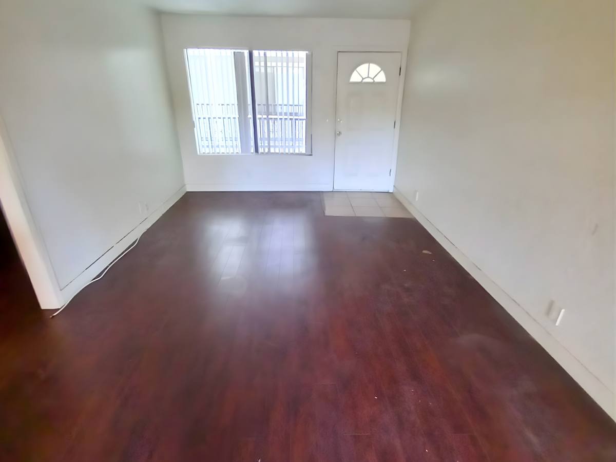 1080 Temple Ave, Long Beach, CA 90804