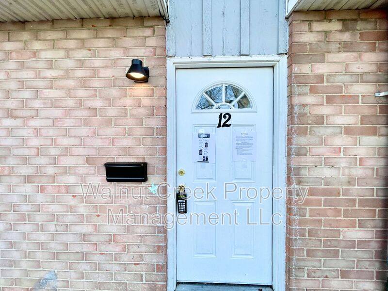 Apartment for rent at 5520 Beavercrest Dr #12, Lorain, OH 44053