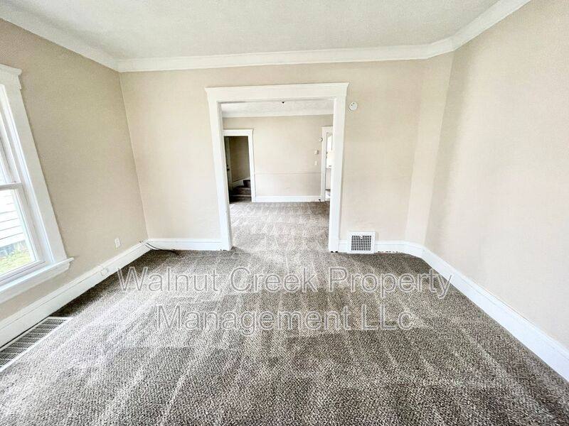 Apartment for rent at 1728 -1730 E #30TH, Lorain, OH 44055