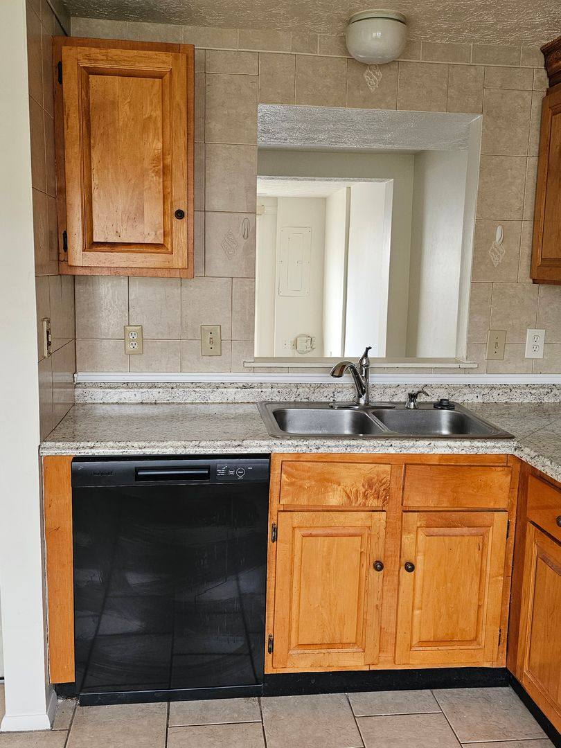 Townhouse for rent at 1337 Vanasse Court, Hampton, VA 23666