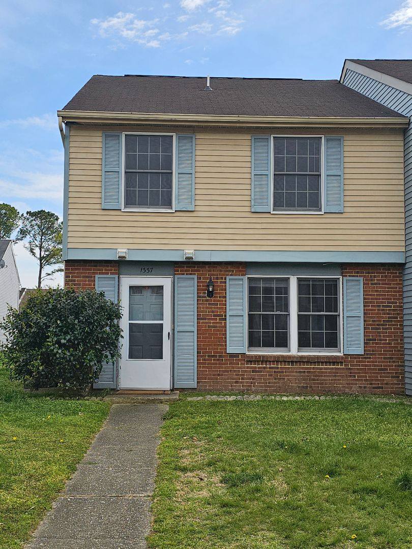 Townhouse for rent at 1337 Vanasse Court, Hampton, VA 23666