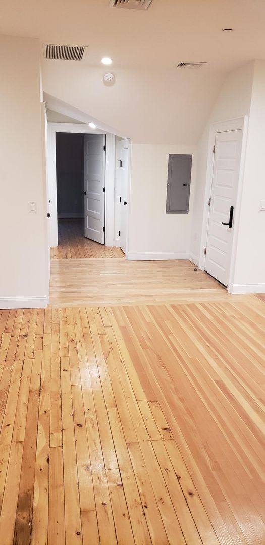 Apartment for rent at 703 Whitney Ave, New Haven, CT 06511
