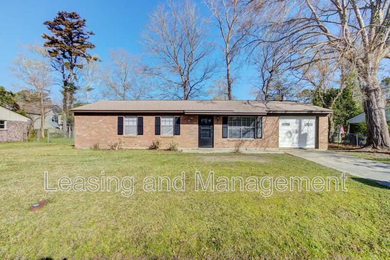 House for rent at 1978 Holliday St, Charleston, SC 29414