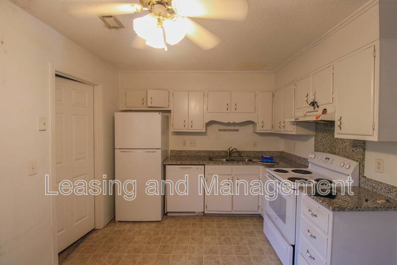 Townhouse for rent at 926 Blackrail Court #C, Mount Pleasant, SC 29464