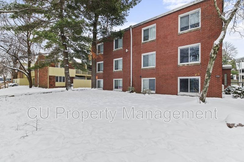 Apartment for rent at 709 W Church St #5, Champaign, IL 61821