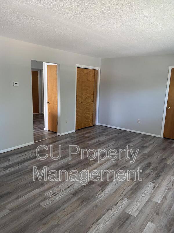 Apartment for rent at 705 Hollycrest Dr #4, Champaign, IL 61821