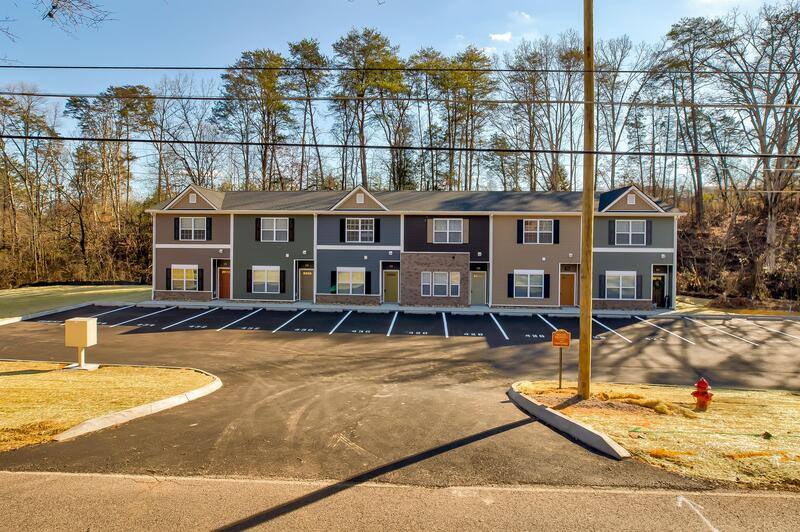 Townhouse for rent at 428 E Norton Rd, Knoxville, TN 37920