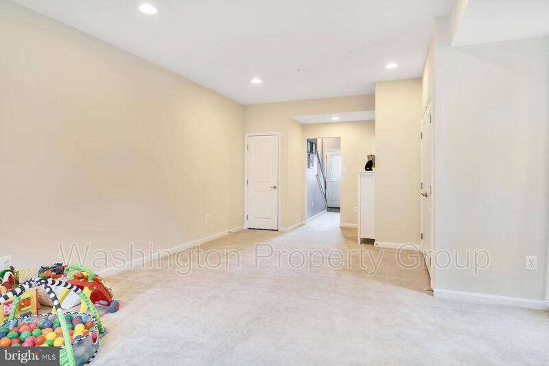 Townhouse for rent at 7905 Trailview Crossing, Glen Burnie, MD 21060