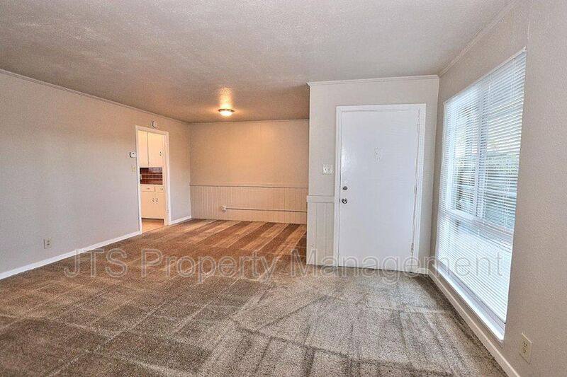 Apartment for rent at 4439 V St #1, Sacramento, CA 95817