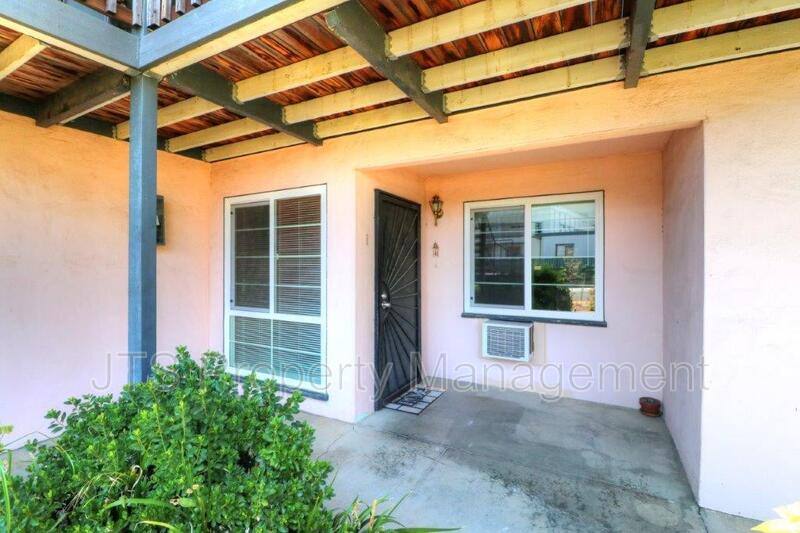 Apartment for rent at 4439 V St #1, Sacramento, CA 95817