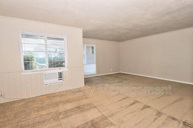 Apartment for rent at 4439 V St #1, Sacramento, CA 95817