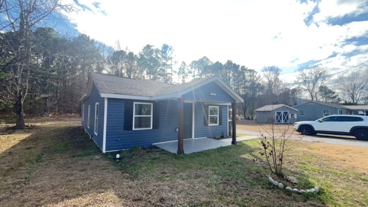 House for rent at 614 Maple Rd, New Hope, AL 35760