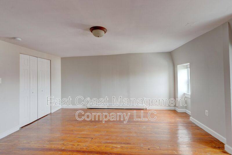Apartment for rent at 2348 Eutaw Place #4, Baltimore, MD 21217