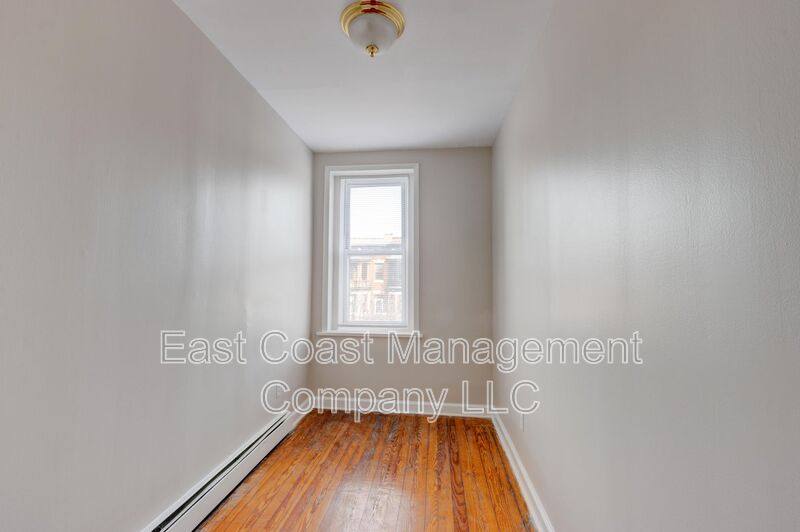 Apartment for rent at 2348 Eutaw Place #4, Baltimore, MD 21217