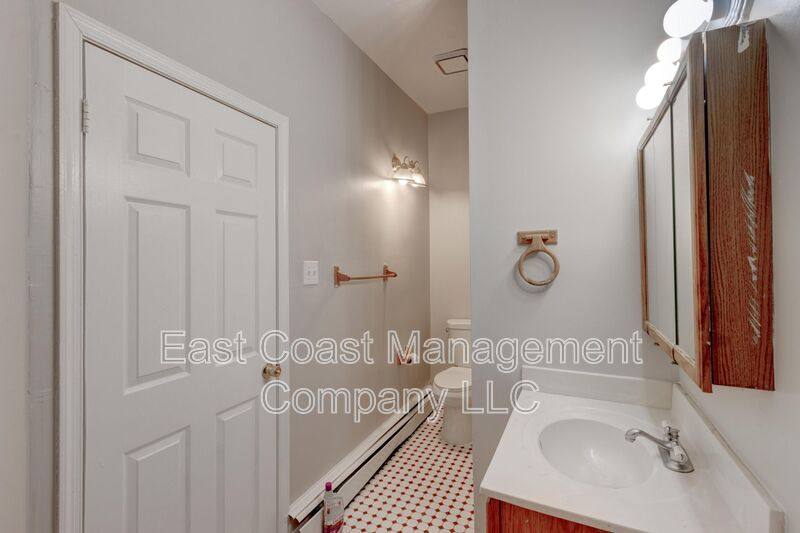 Apartment for rent at 2348 Eutaw Place #4, Baltimore, MD 21217