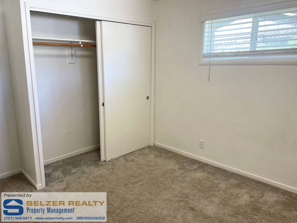 Apartment for rent at 482 & 486 W Mendocino Ave, Willits, CA 95490