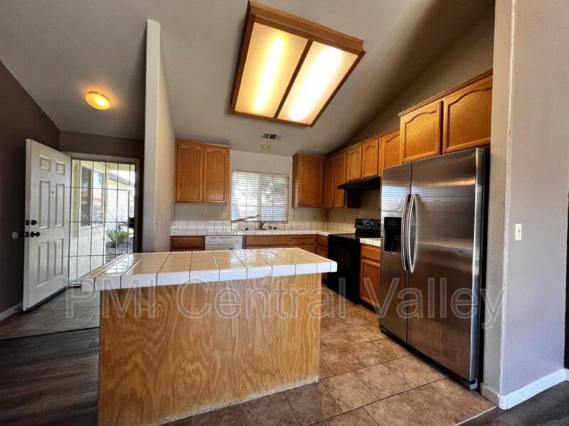 House for rent at 3492 Gerald Court, Turlock, CA 95382