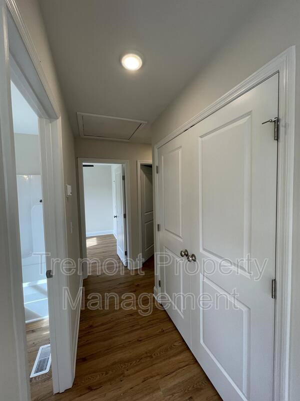 House for rent at 1703 S Lyerly St Adu, Chattanooga, TN 37404