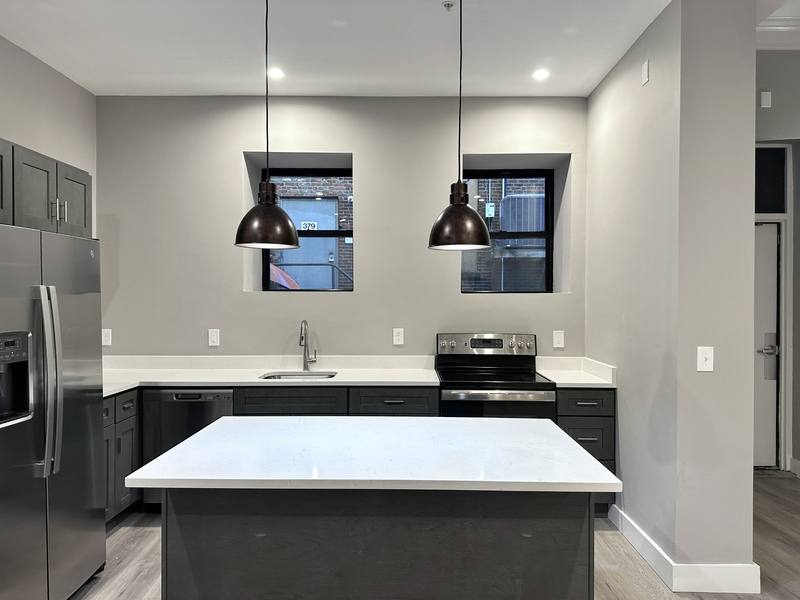 Apartment for rent at 16 Norwich St #1, Worcester, MA 01608