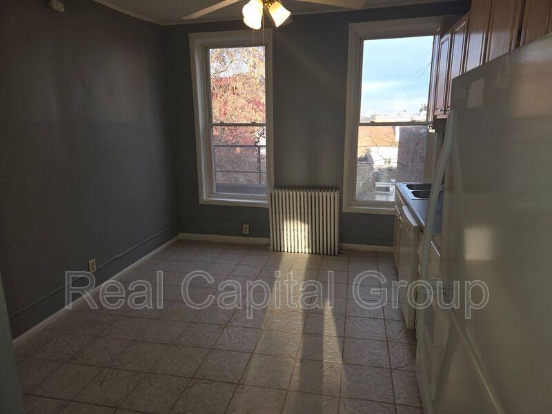 Apartment for rent at 285 Washington Ave #3R, Albany, NY 12206