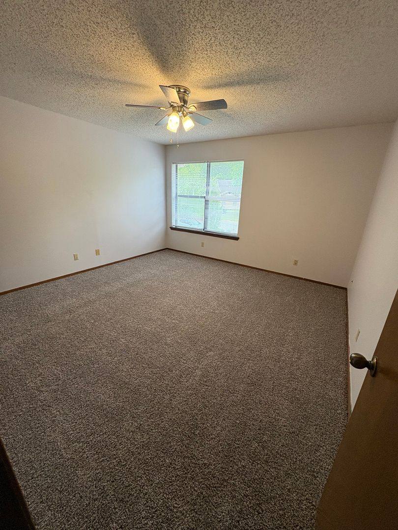 Apartment for rent at 2006-2012 Ball Ave, Fayetteville, AR 72701
