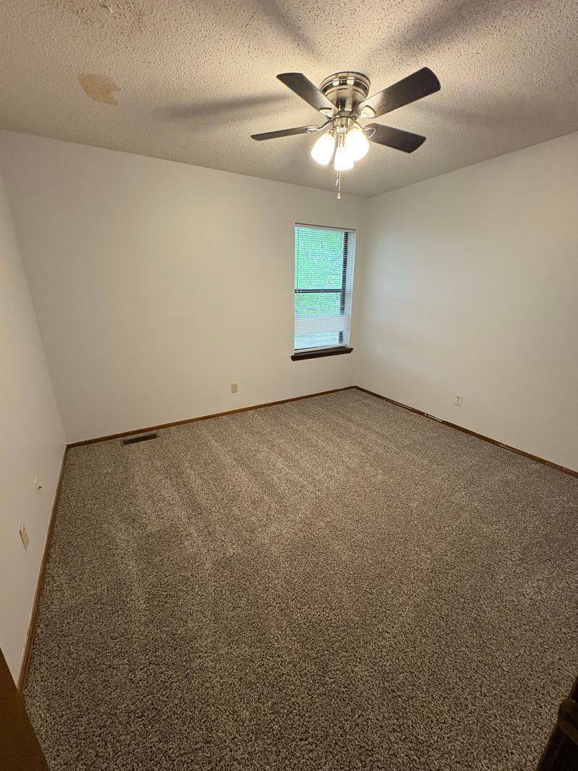 Apartment for rent at 2006-2012 Ball Ave, Fayetteville, AR 72701