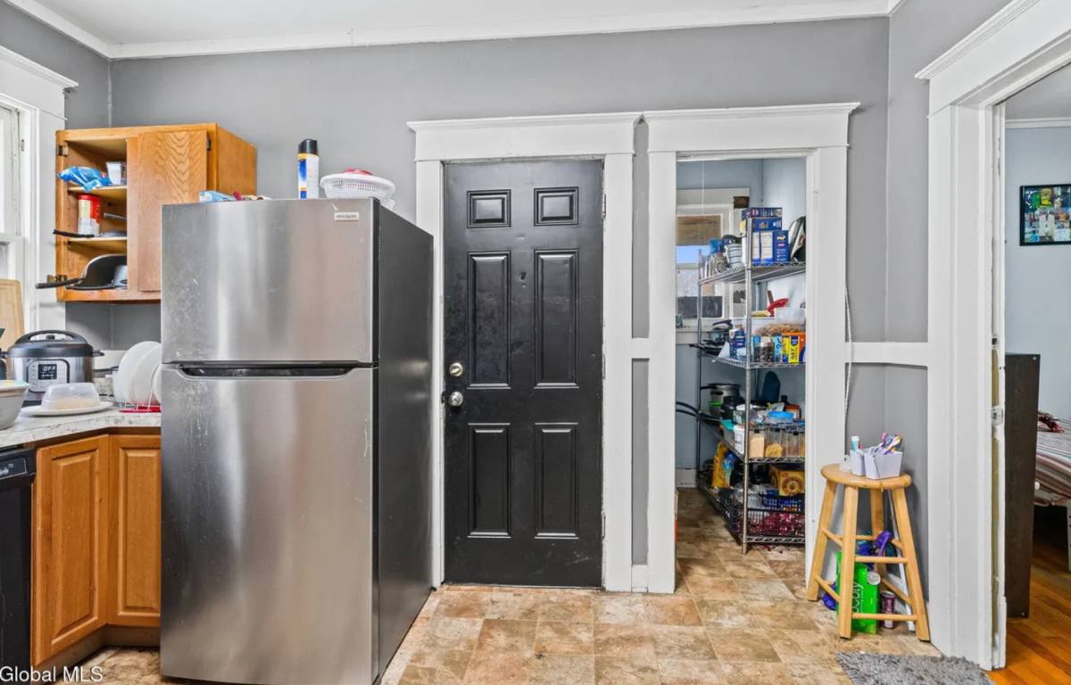 Apartment for rent at 569 Washington Ave, Albany, NY 12206