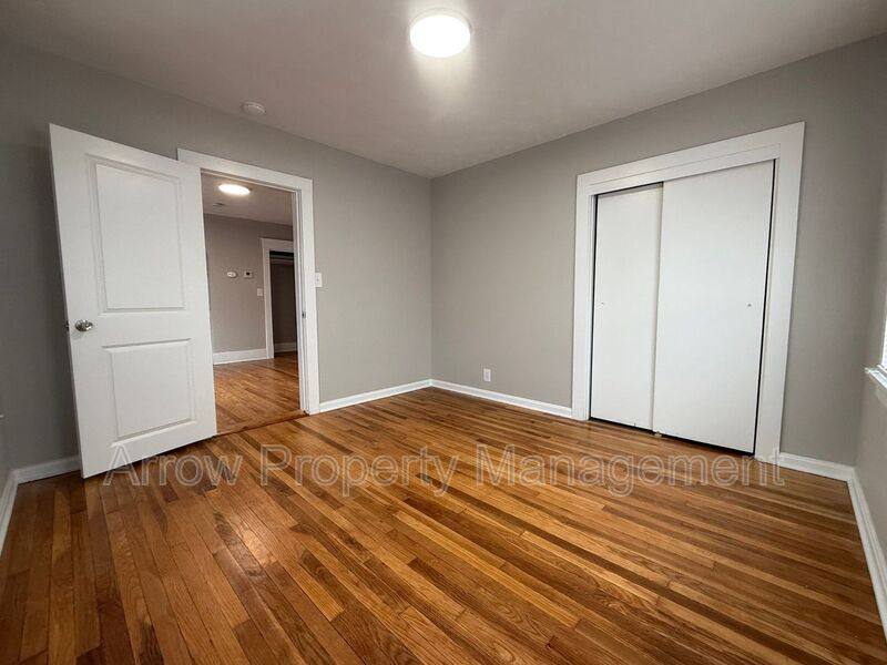 Apartment for rent at 130 N 27th St #2, Lincoln, NE 68503