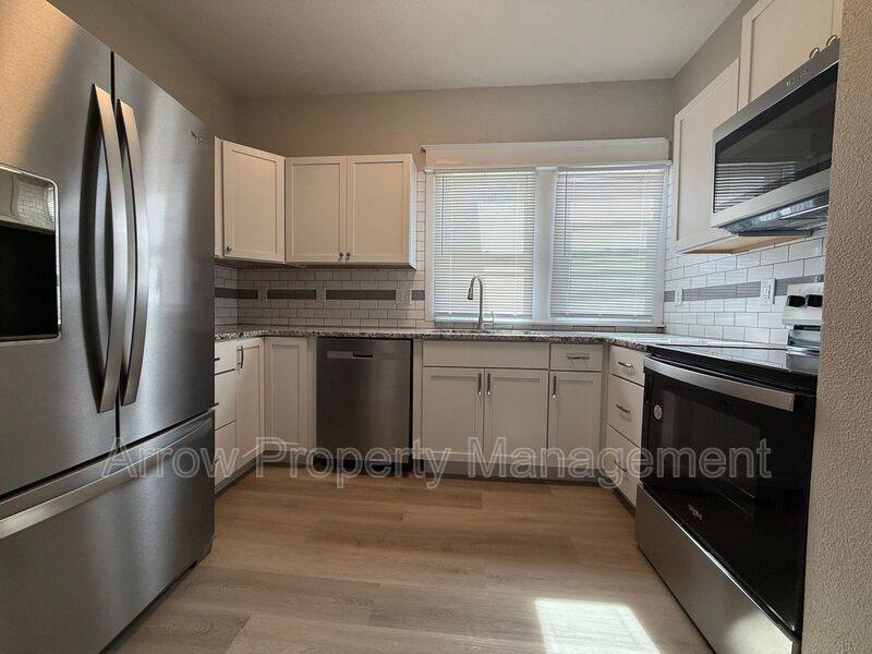 Apartment for rent at 2701 P St #1, Lincoln, NE 68503