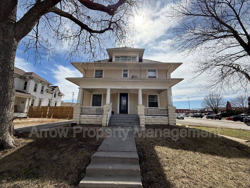 Apartment for rent at 2701 P St #1, Lincoln, NE 68503