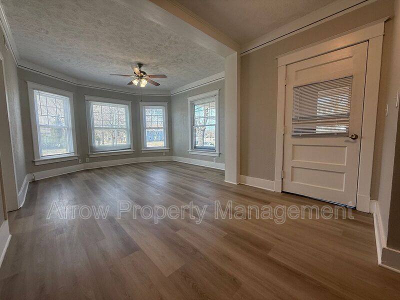 Apartment for rent at 2701 P St #1, Lincoln, NE 68503