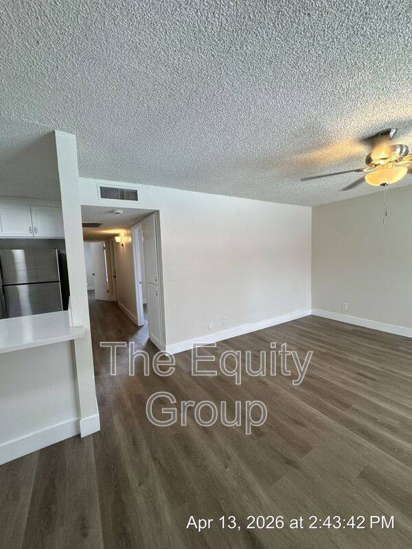 Apartment for rent at 3535 W Campus Ave #11, Visalia, CA 93277