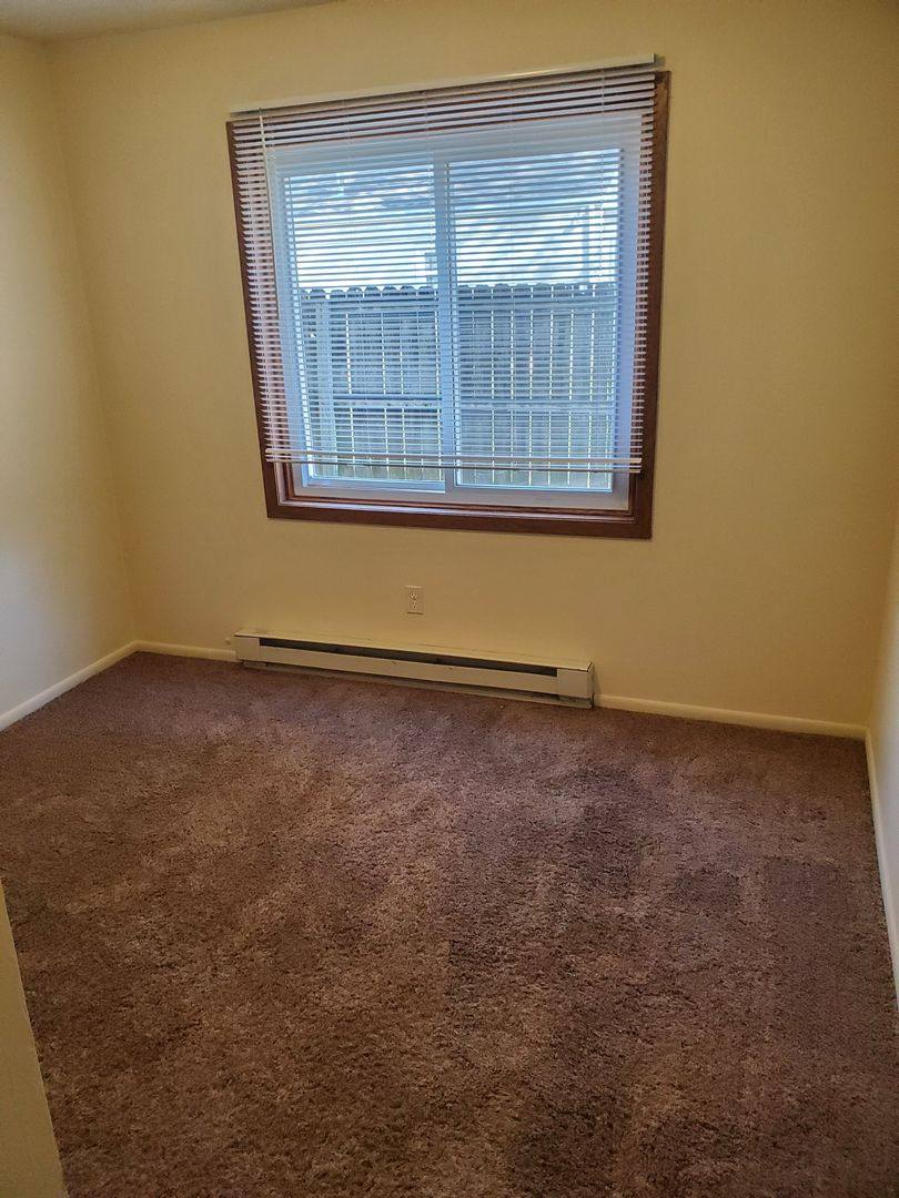 Apartment for rent at 410 SE 4th St, Grimes, IA 50111