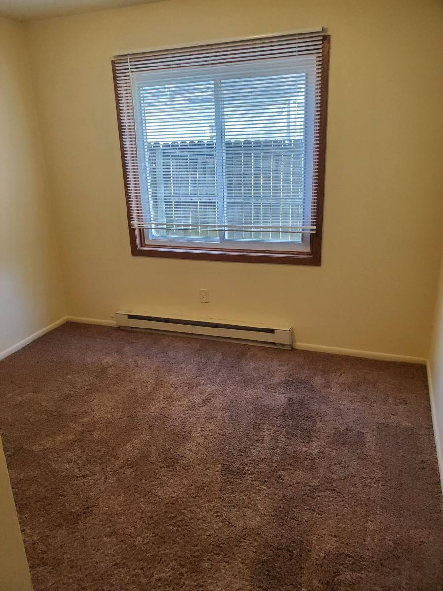 Apartment for rent at 410 SE 4th St, Grimes, IA 50111