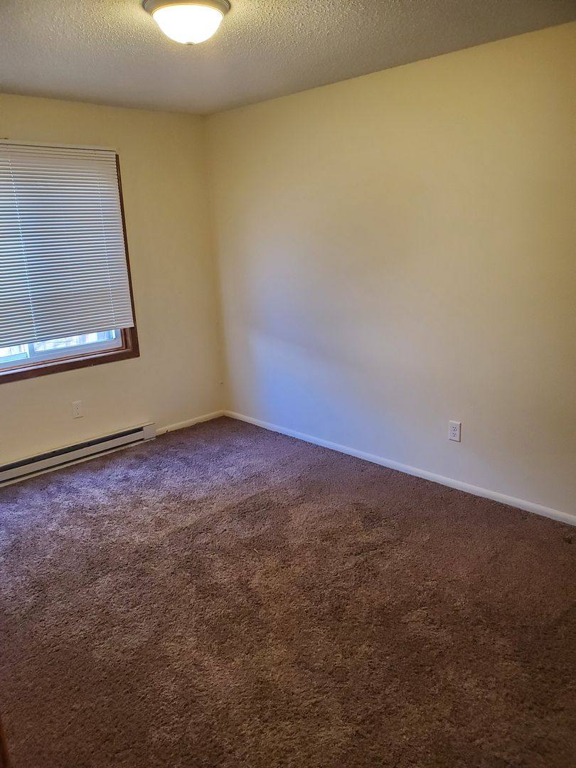 Apartment for rent at 410 SE 4th St, Grimes, IA 50111
