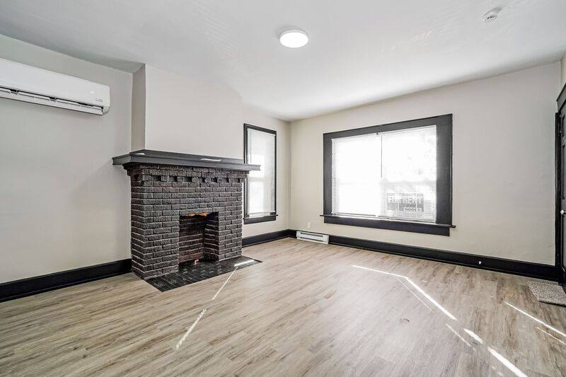 Apartment for rent at 98-100 N Hague Ave #100, Columbus, OH 43204